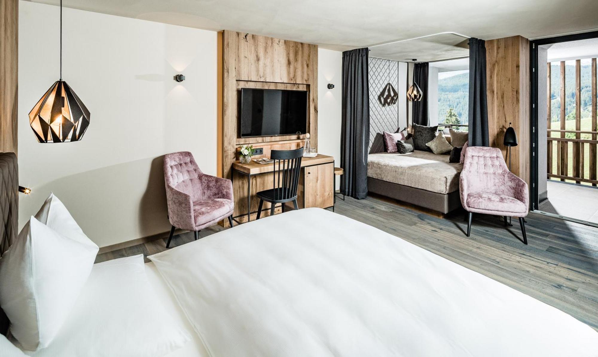 Familiensuite mit Balkon